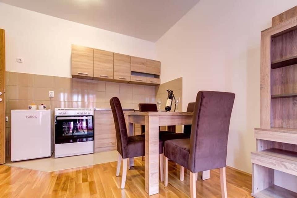 Naki Apartmani Ποντγορίτσα Εξωτερικό φωτογραφία
