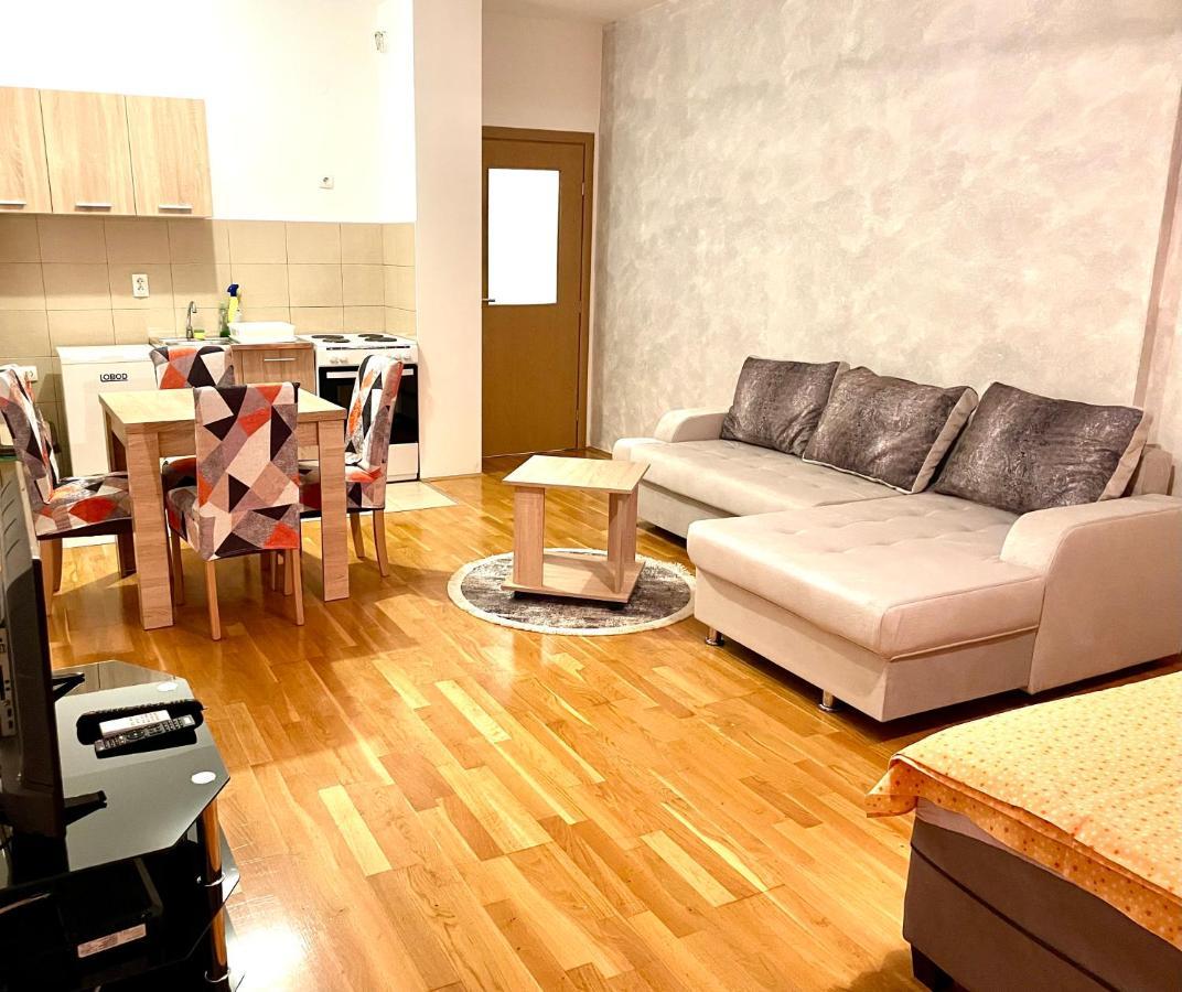 Naki Apartmani Ποντγορίτσα Εξωτερικό φωτογραφία